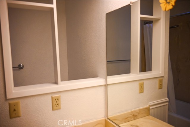 Detail Gallery Image 11 of 14 For 309 311 15th St, Paso Robles,  CA 93446 - 4 Beds | 3 Baths