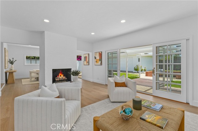 2045 Commodore Road, Newport Beach CA: https://media.crmls.org/medias/439a2fcb-0535-47c9-b6bd-21bb0e53b34d.jpg