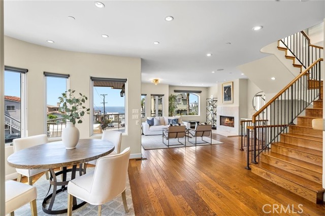 301 Homer St, Manhattan Beach, California 90266, 3 Bedrooms Bedrooms, ,3 BathroomsBathrooms,Residential,Sold,Homer St,SB22090283