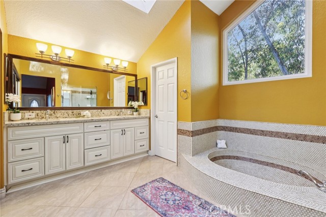 Detail Gallery Image 19 of 64 For 22625 Wood Shadow Ln, Lake Forest,  CA 92630 - 5 Beds | 3 Baths