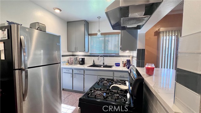 2823 Webster Avenue, San Diego CA: https://media.crmls.org/medias/439b6aff-dd8b-427d-95bd-c75bc5f258cb.jpg