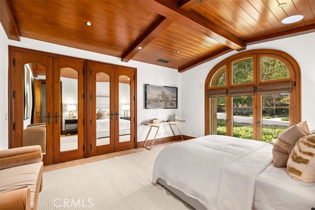 97 Canyon Creek, Irvine CA: https://media.crmls.org/medias/439bf09b-94f5-4d1e-9d26-7f55b8128cc7.jpg