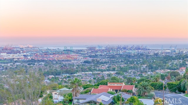 27848 Palos Verdes Drive, Rancho Palos Verdes, California 90275, 4 Bedrooms Bedrooms, ,1 BathroomBathrooms,Residential,Sold,Palos Verdes,DW24013210