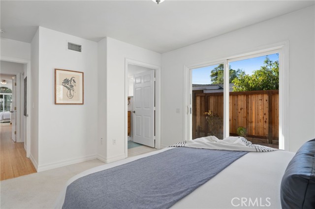 3273 Indiana Ave, Costa Mesa CA: https://media.crmls.org/medias/439d7505-62ac-4f09-82cd-30f9cdda6250.jpg