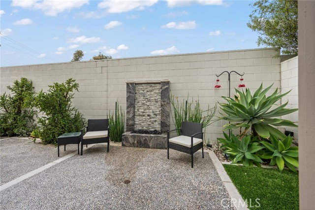 Detail Gallery Image 29 of 37 For 1068 Hampton Dr, Costa Mesa,  CA 92627 - 4 Beds | 3/1 Baths