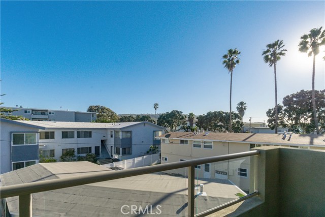 206 Calle Miramar, Redondo Beach, California 90277, 4 Bedrooms Bedrooms, ,3 BathroomsBathrooms,Residential,Sold,Calle Miramar,SB17021229