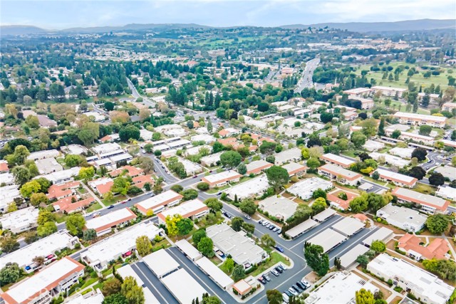 Detail Gallery Image 38 of 60 For 2220 E via Mariposa East #H,  Laguna Woods,  CA 92637 - 2 Beds | 1 Baths