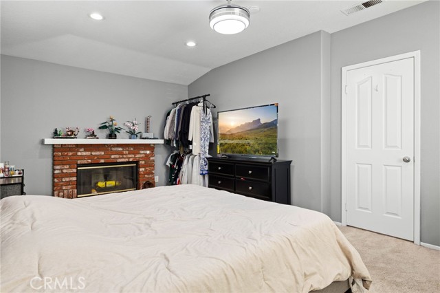 Detail Gallery Image 32 of 51 For 5582 Lakeview Dr, La Verne,  CA 91750 - 4 Beds | 2/1 Baths