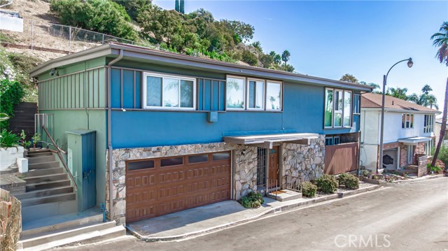 5545 Tuxedo Terrace, Los Angeles, CA, 90068 5545 Tuxedo Terrace, Los Angeles, CA, 90068