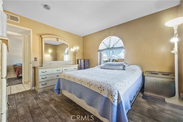 Detail Gallery Image 34 of 41 For 7018 Rita Ave #404,  Huntington Park,  CA 90255 - 3 Beds | 2 Baths