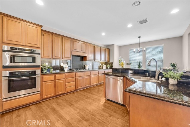 2144 Mulefat Circle, Corona CA: https://media.crmls.org/medias/43a10ef4-55df-4805-98a3-b3d76d3bcada.jpg