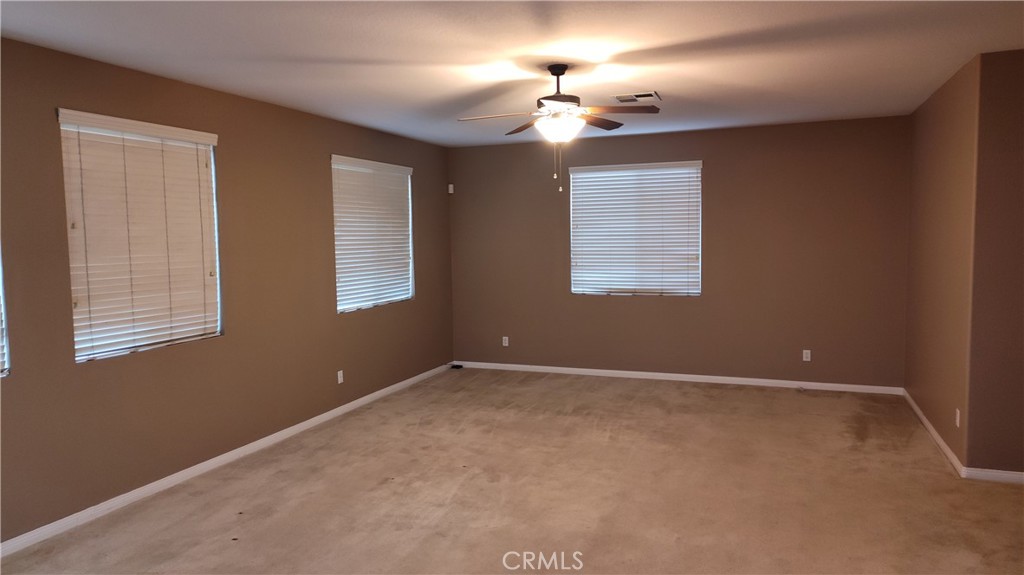 MLS #OC25145929 img 9