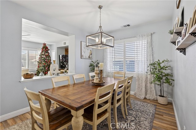 Detail Gallery Image 9 of 49 For 29015 Cantabria Ct, Moreno Valley,  CA 92555 - 4 Beds | 3 Baths