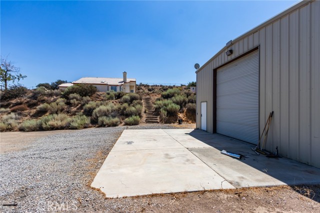 Detail Gallery Image 2 of 72 For 7170 Joshua, Oak Hills,  CA 92344 - 3 Beds | 2 Baths