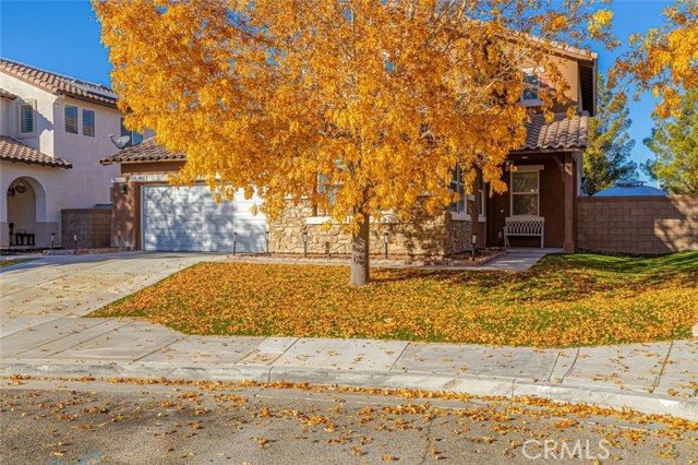 Detail Gallery Image 2 of 50 For 4019 Vahan Ct, Lancaster,  CA 93536 - 5 Beds | 3 Baths