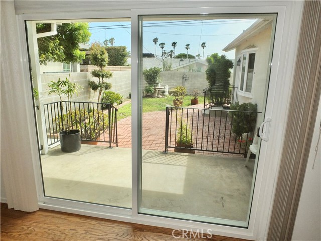 402 Avenue E, Redondo Beach, California 90277, 3 Bedrooms Bedrooms, ,2 BathroomsBathrooms,Residential,Sold,Avenue E,SB21162961