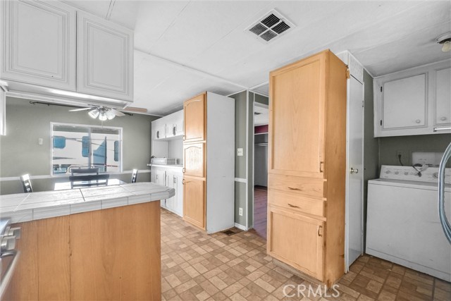 Detail Gallery Image 11 of 22 For 716 N Grand Ave. #D7,  Covina,  CA 91724 - 2 Beds | 2 Baths