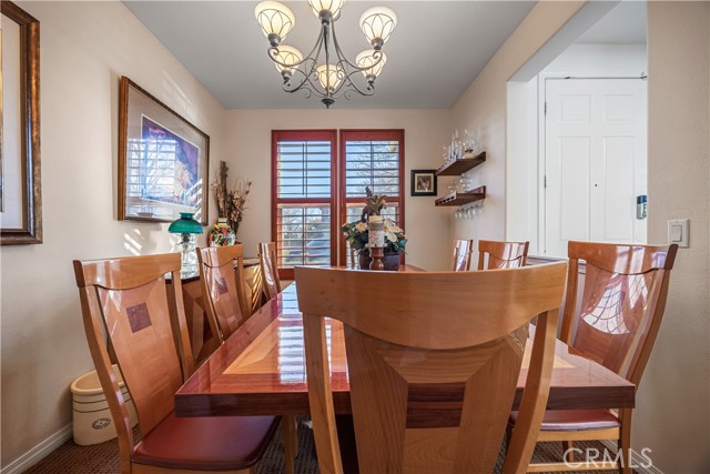 Detail Gallery Image 5 of 53 For 40755 Knollwood Ct, Palmdale,  CA 93551 - 5 Beds | 4 Baths