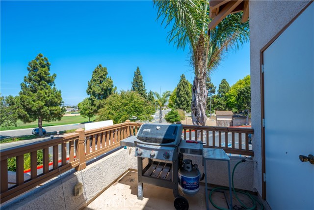 610 Sunrise Drive, Santa Maria CA: https://media.crmls.org/medias/43a3dbed-140c-4b55-9e44-c35200e7f96f.jpg