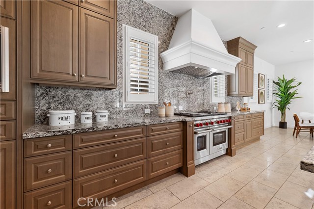 Detail Gallery Image 31 of 74 For 111 Great Oak, Irvine,  CA 92602 - 5 Beds | 5/1 Baths