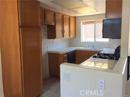 Detail Gallery Image 8 of 10 For 2521 Sundial #G,  Chino Hills,  CA 91709 - 2 Beds | 2 Baths