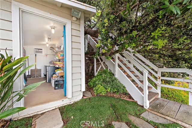 31925 S COAST Highway, Laguna Beach CA: https://media.crmls.org/medias/43a5d98e-1655-439e-b2e5-21f636ac32df.jpg