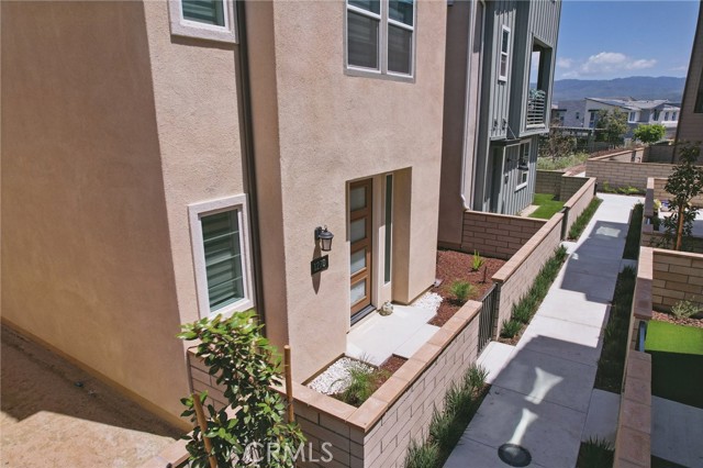 Detail Gallery Image 2 of 49 For 1270 Windmill Rd, Rancho Mission Viejo,  CA 92694 - 2 Beds | 2/1 Baths