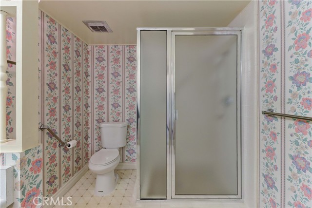 Detail Gallery Image 24 of 56 For 2009 via Mariposa #D,  Laguna Woods,  CA 92637 - 2 Beds | 2 Baths