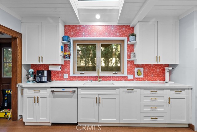 1719 Monte Vista Street, Pasadena CA: https://media.crmls.org/medias/43a6e257-0839-4509-aed8-27a74e3d28a1.jpg