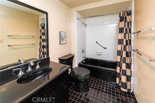 Detail Gallery Image 28 of 38 For 3371 Berry, Studio City,  CA 91604 - 3 Beds | 2/1 Baths