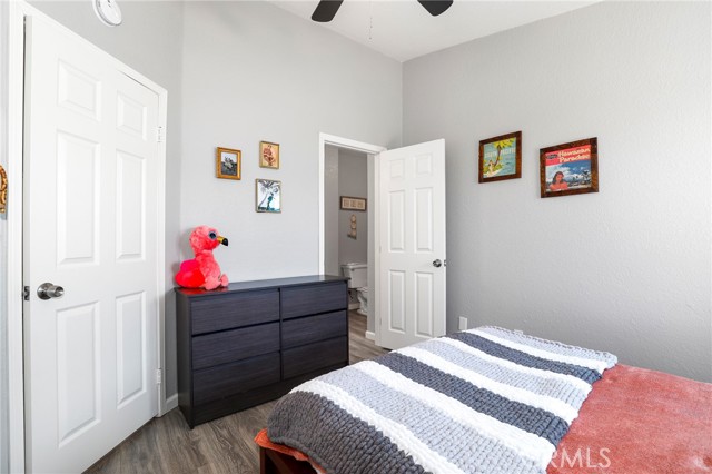 Detail Gallery Image 17 of 36 For 42302 58th, Lancaster,  CA 93536 - 4 Beds | 3 Baths