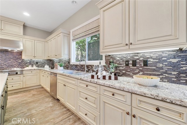Detail Gallery Image 21 of 64 For 4336 Dartmouth Dr, Yorba Linda,  CA 92886 - 5 Beds | 6/1 Baths