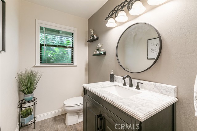 Detail Gallery Image 14 of 38 For 1078 Sandalwood Dr, Lake Arrowhead,  CA 02352 - 3 Beds | 2 Baths
