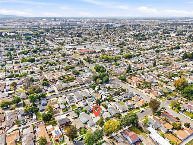 Image 22 of 25 For 2157 Gale Avenue