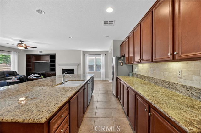 Detail Gallery Image 16 of 63 For 36461 Gambrel Gate Lane, Winchester,  CA 92596 - 4 Beds | 3 Baths