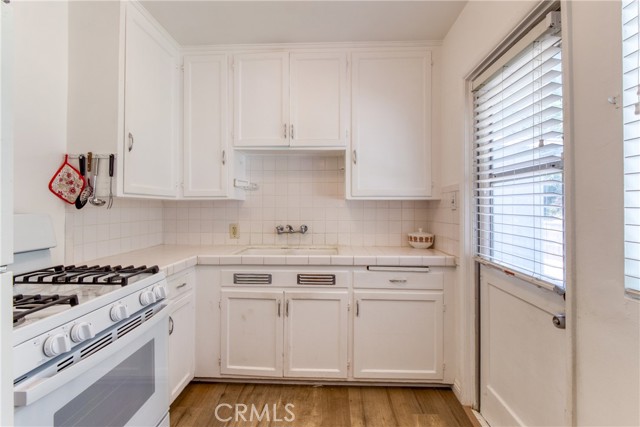 Detail Gallery Image 9 of 28 For 2107 Cyril Ave, Los Angeles,  CA 90032 - 3 Beds | 1 Baths