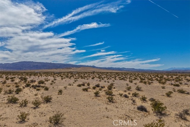 Detail Gallery Image 14 of 25 For 101 Diamond Bar, Twentynine Palms,  CA 92277 - – Beds | – Baths