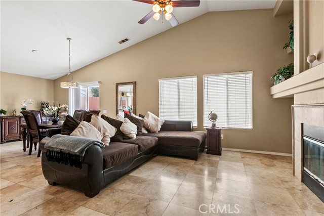 1921 Ybarra Avenue, Santa Maria CA: https://media.crmls.org/medias/43ab4af5-27c2-45d0-ac9b-2d784a5f4560.jpg