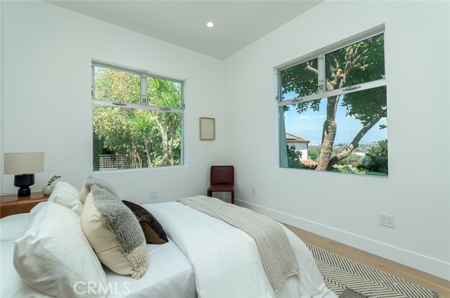 Detail Gallery Image 46 of 71 For 2023 Kenilworth Ave, Los Angeles,  CA 90039 - 3 Beds | 2 Baths