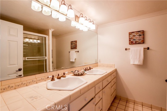 30 Cypress Way, Rolling Hills Estates, California 90274, 2 Bedrooms Bedrooms, ,2 BathroomsBathrooms,Residential,Sold,Cypress,PV22094037
