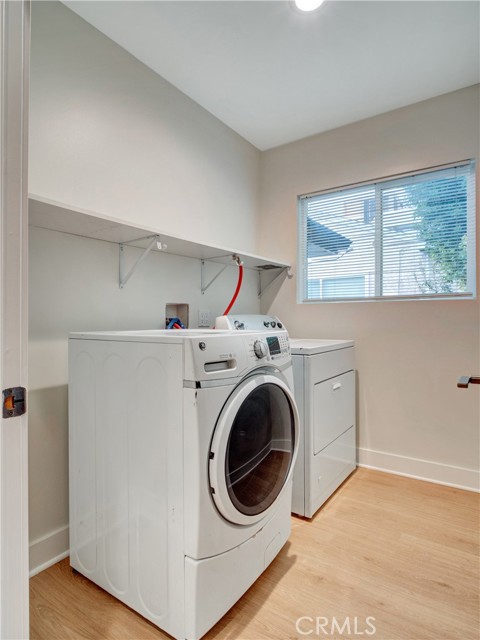 Detail Gallery Image 28 of 32 For 17961 Martha Street, Encino,  CA 91316 - 4 Beds | 3 Baths