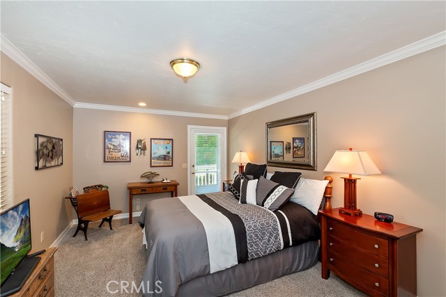 27781 St Bernard Lane, Lake Arrowhead CA: https://media.crmls.org/medias/43ad1adf-1698-4718-963e-b7d61f84a7c8.jpg