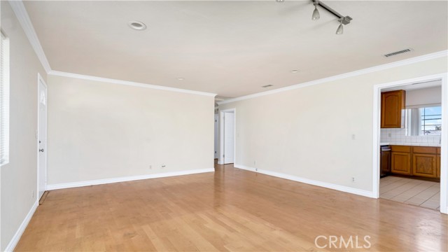 2116 Marine Avenue, Gardena CA: https://media.crmls.org/medias/43ad9a37-baa3-4e99-b1c8-6f0f60abddaa.jpg