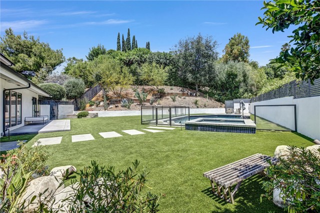 Detail Gallery Image 28 of 36 For 20351 Alerion Pl, Woodland Hills,  CA 91364 - 4 Beds | 2/1 Baths