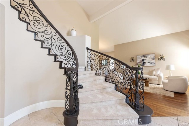Detail Gallery Image 7 of 29 For 26941 Pembroke Ln, Lake Forest,  CA 92630 - 4 Beds | 3 Baths