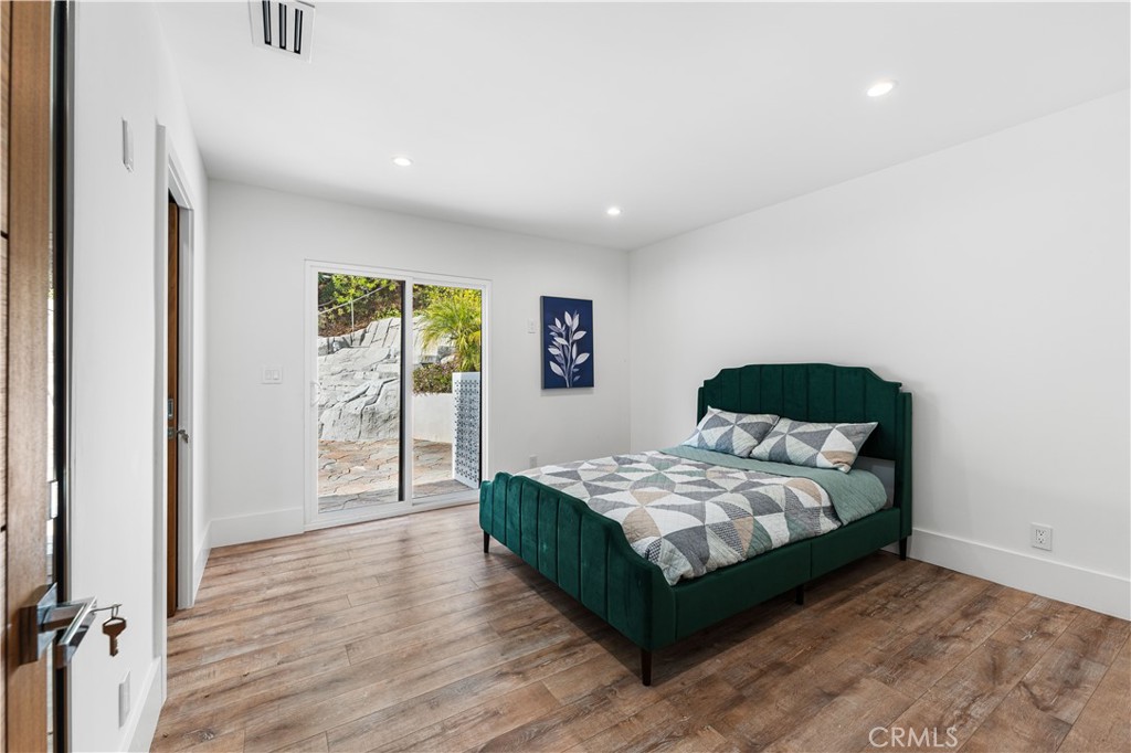 2911 E Chevy Chase DriveGlendale img 63