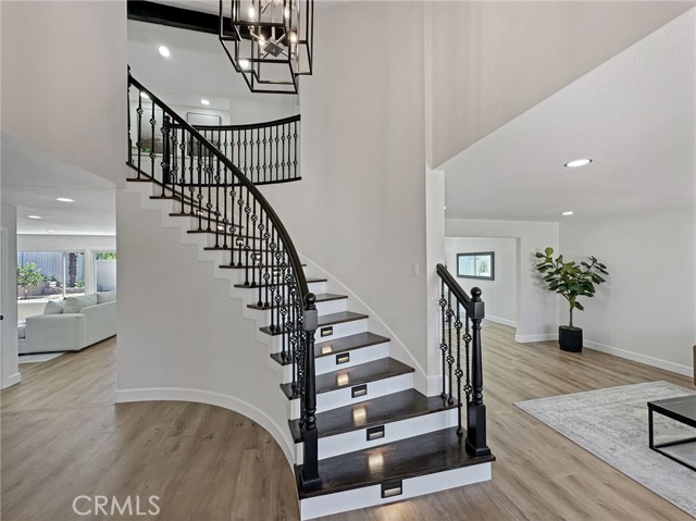 26862 Salazar Drive, Mission Viejo CA: https://media.crmls.org/medias/43b17dfd-da3f-4bfb-bcf9-89d2065e75ac.jpg