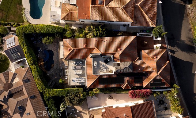 420 De Sola Terrace, Corona del Mar CA: https://media.crmls.org/medias/43b1c571-4a62-4e01-8bf1-c17d23c09bec.jpg