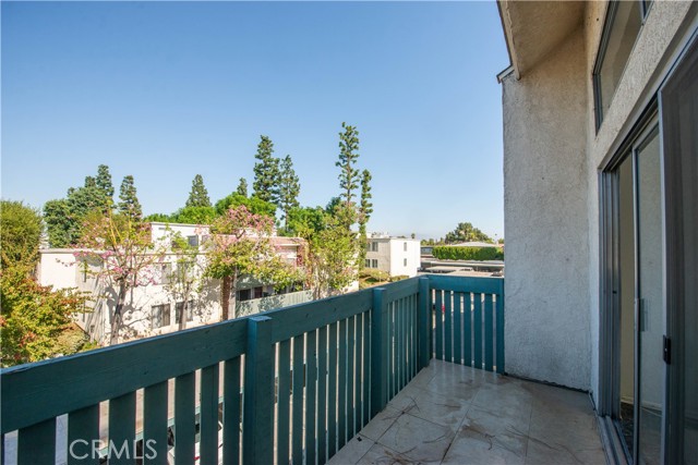 Detail Gallery Image 14 of 18 For 5700 Etiwanda Ave #259,  Tarzana,  CA 91356 - 2 Beds | 2 Baths