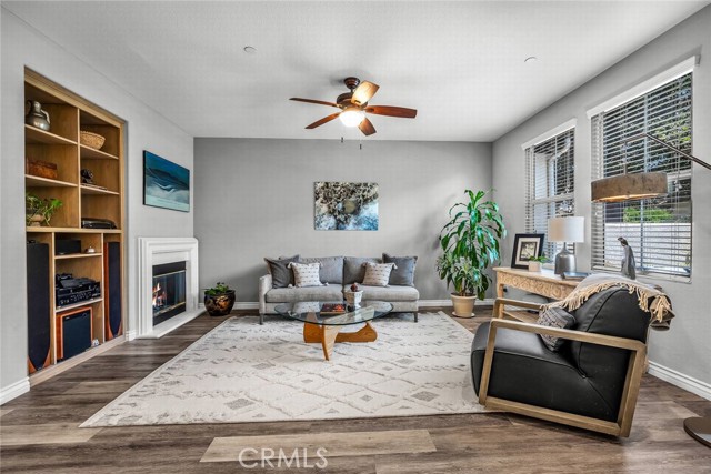 Detail Gallery Image 8 of 27 For 154 via Katrina, Newbury Park,  CA 91320 - 2 Beds | 2/1 Baths